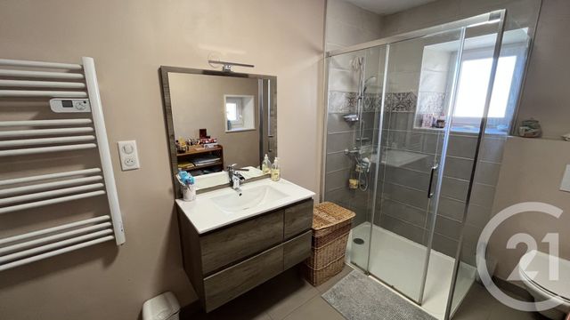 maison à vendre - 6 pièces - 89.0 m2 - ST LAURENT D OLT - 12 - MIDI-PYRENEES - Century 21 Gévaudan